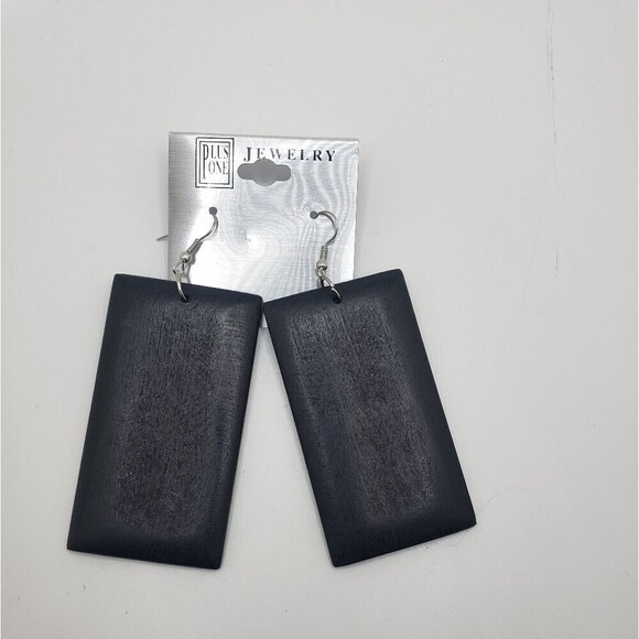 Boho Long black wood rectangle block earrings - Picture 4 of 4